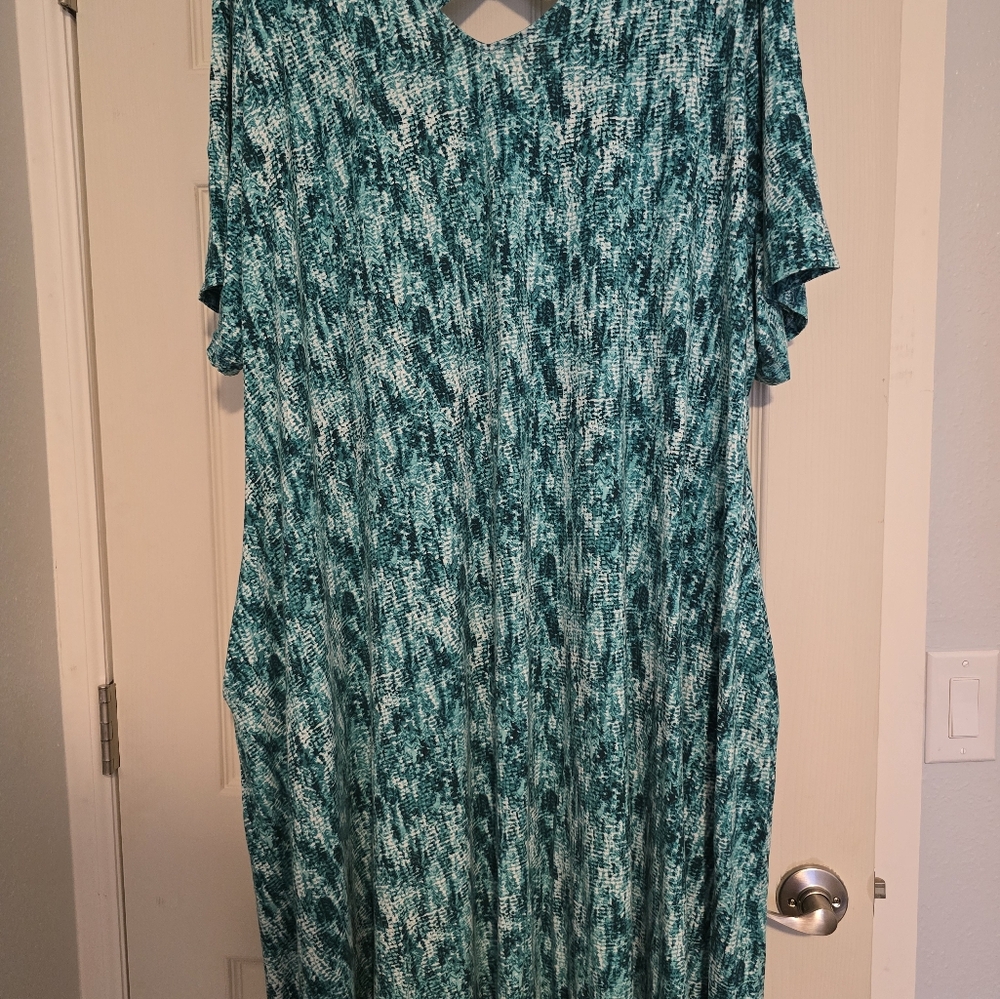 Elegant Teal Maxi Dress